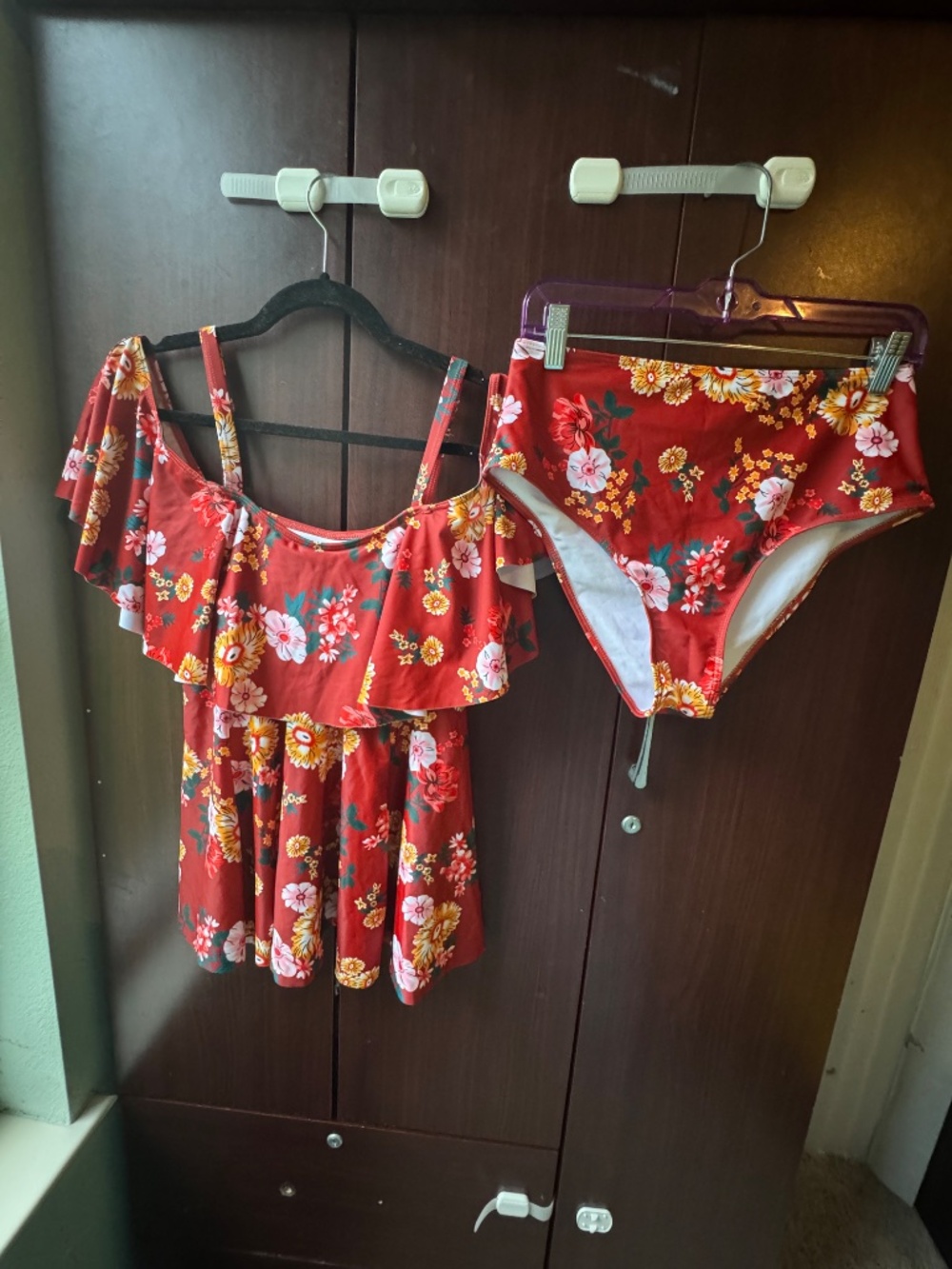 Modest bathing suit - Picture 12 of 16